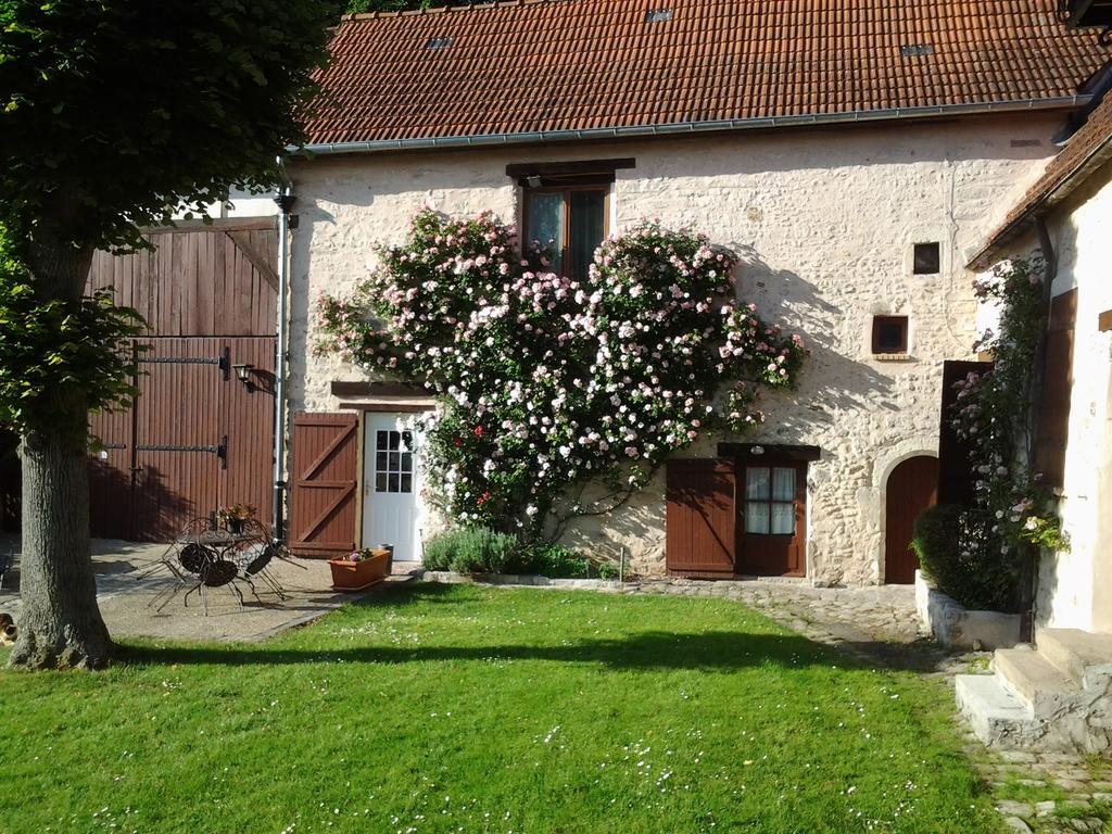 Bed and Breakfast La Ferme de Vintué Etrechy  Exterior foto