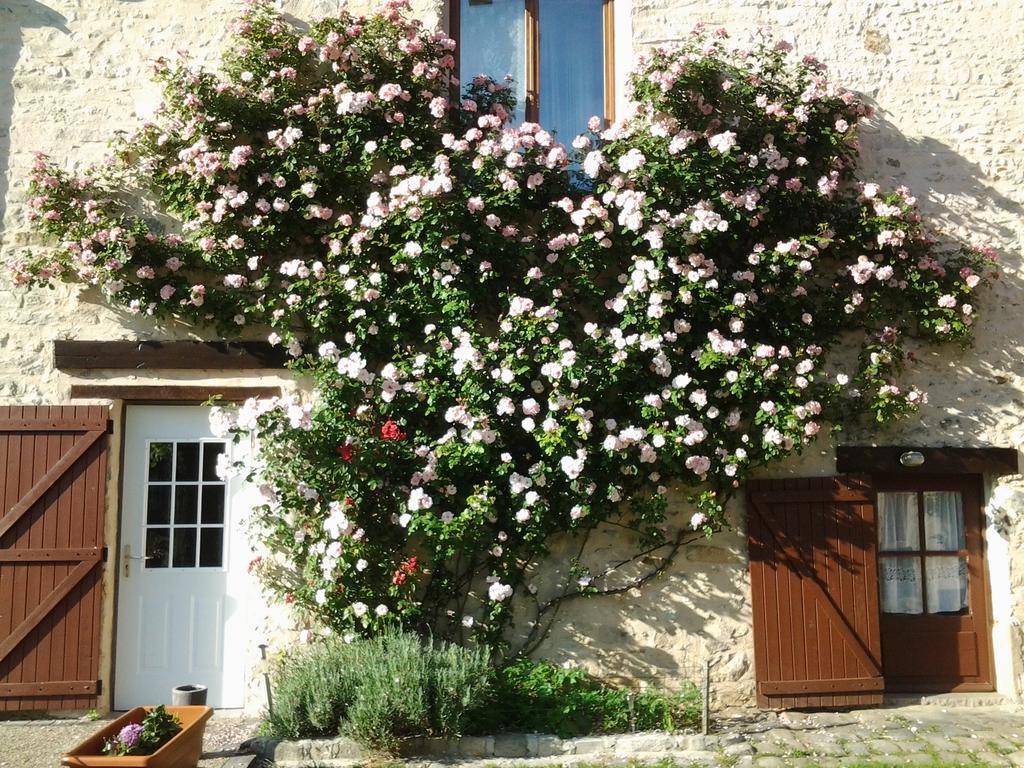 Bed and Breakfast La Ferme de Vintué Etrechy  Habitación foto